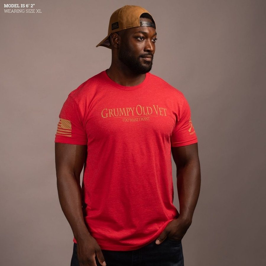 Grumpy Old Vet T-Shirt - Red